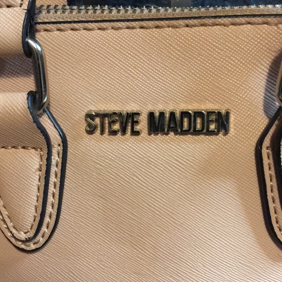 Beautiful Steve Madden B Faith Blush Baby Handbag - Picture 2 of 12